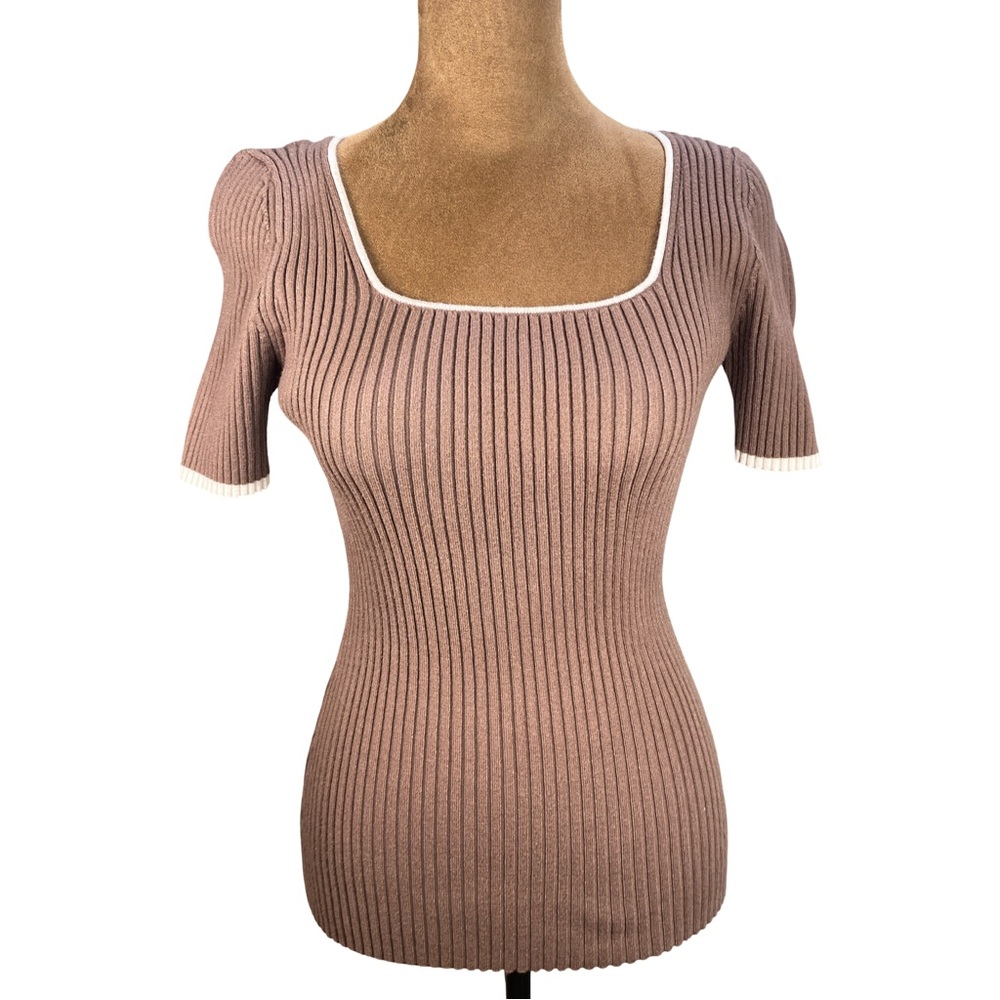 Women's Ribbed Scoop Neck Sweater  Dusty Brown‎ with white trim